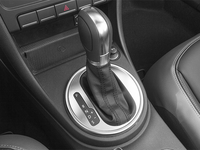 2013 Volkswagen Beetle Convertible 2.0L TDI