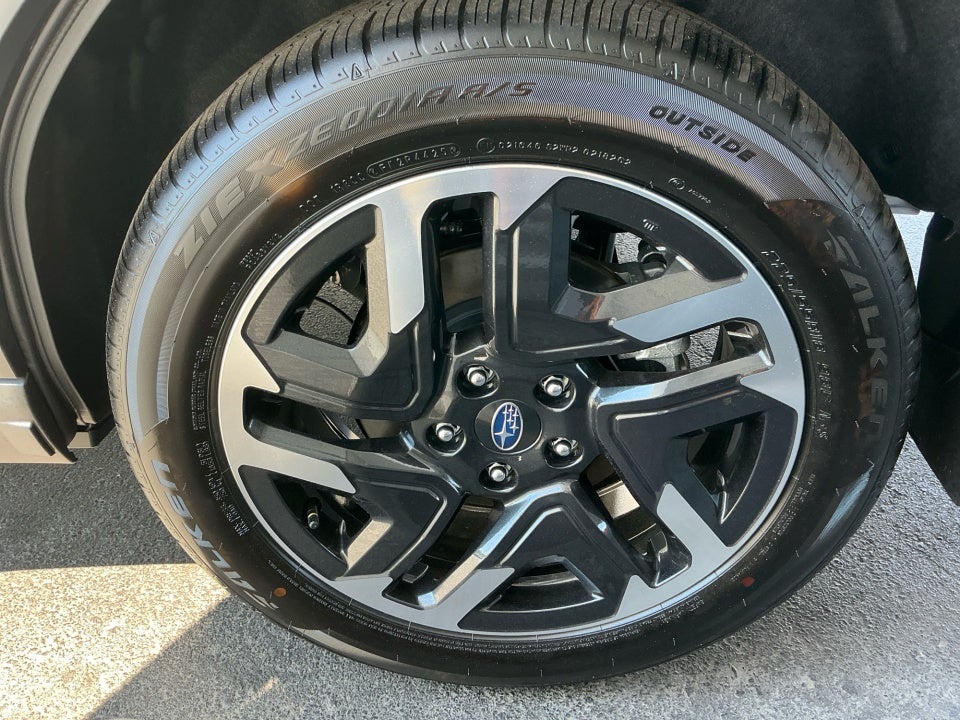 2026 Subaru FORESTER Limited Hybrid