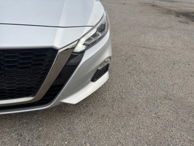 2020 Nissan Altima SR FWD