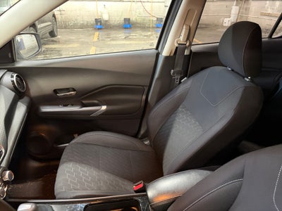 2023 Nissan Kicks SV Xtronic CVT