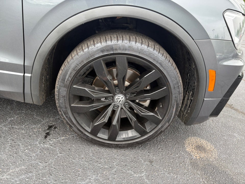 2021 Volkswagen Tiguan 2.0T SE R-Line Black