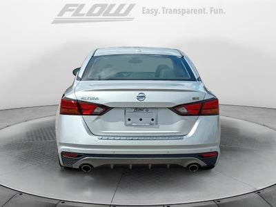 2020 Nissan Altima SR FWD