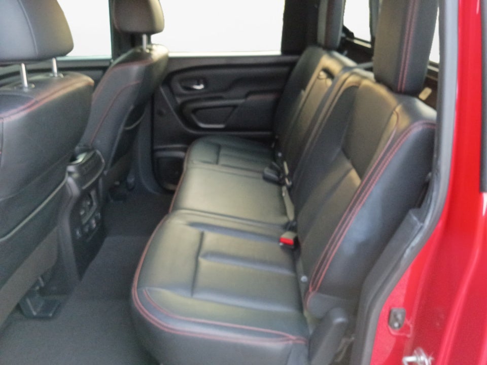 2021 Nissan TITAN Crew Cab PRO-4X 4x4