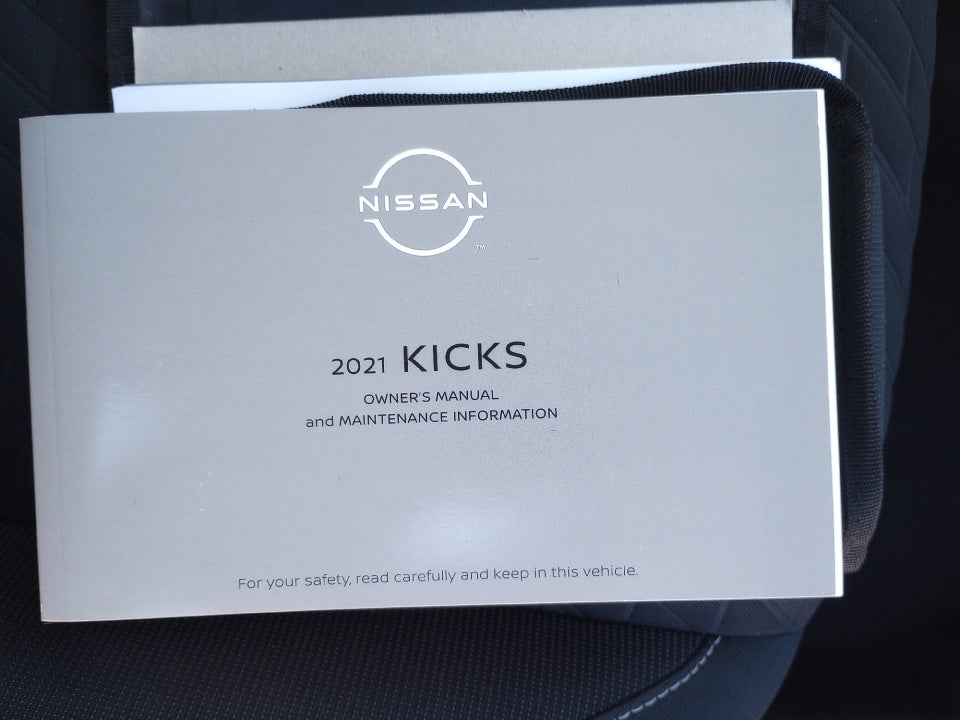 2021 Nissan Kicks S Xtronic CVT