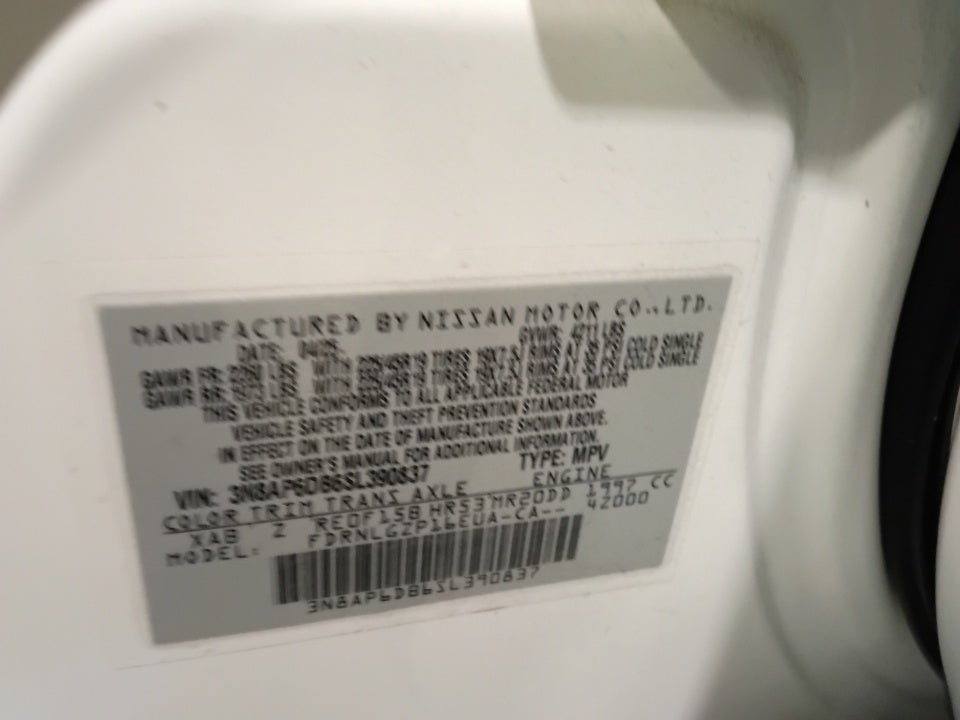 2025 Nissan Kicks SR