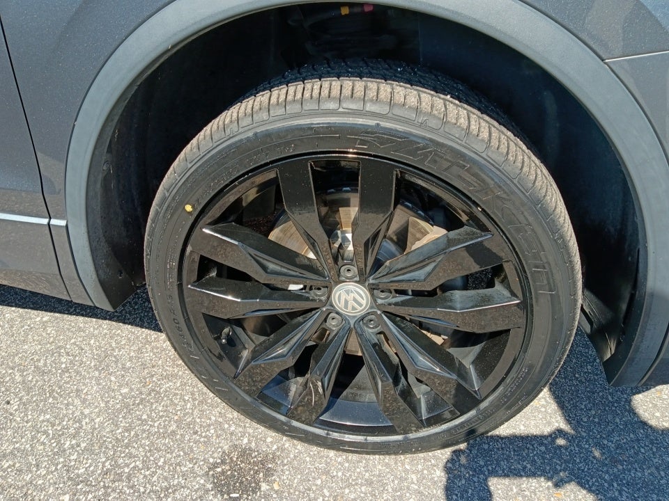 2020 Volkswagen Tiguan 2.0T SE R-Line Black