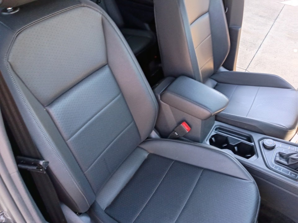 2020 Volkswagen Tiguan 2.0T SE R-Line Black