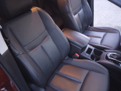 2022 Nissan Rogue Sport SL FWD Xtronic CVT