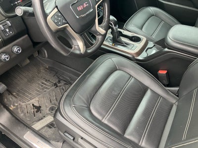 2022 GMC Canyon 4WD Crew Cab Short Box Denali