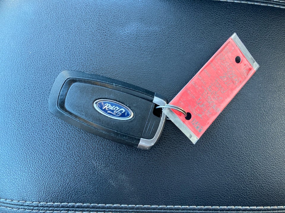 2021 Ford Edge Titanium