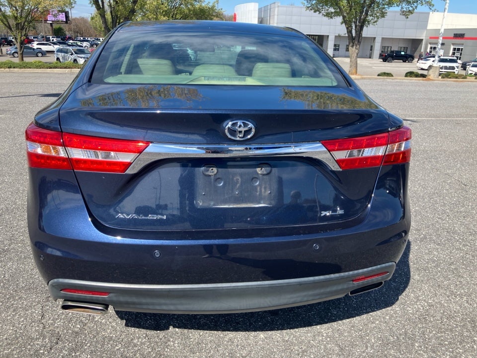 2014 Toyota Avalon XLE