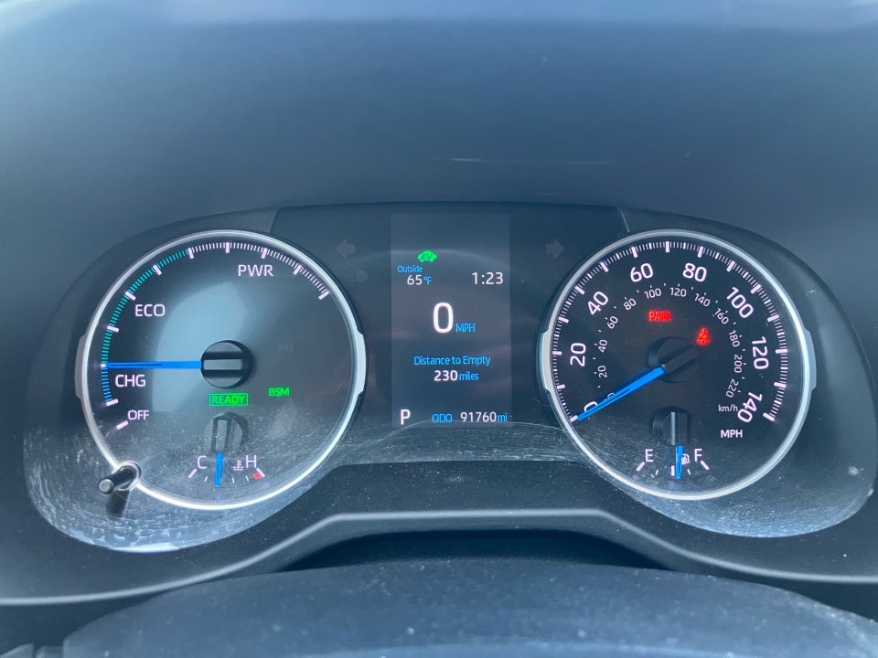 2021 Toyota RAV4 Hybrid XLE