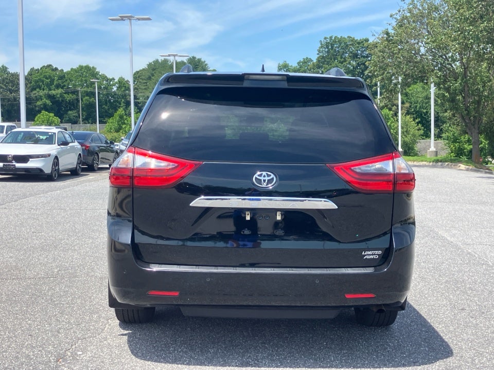 2020 Toyota Sienna Limited Premium