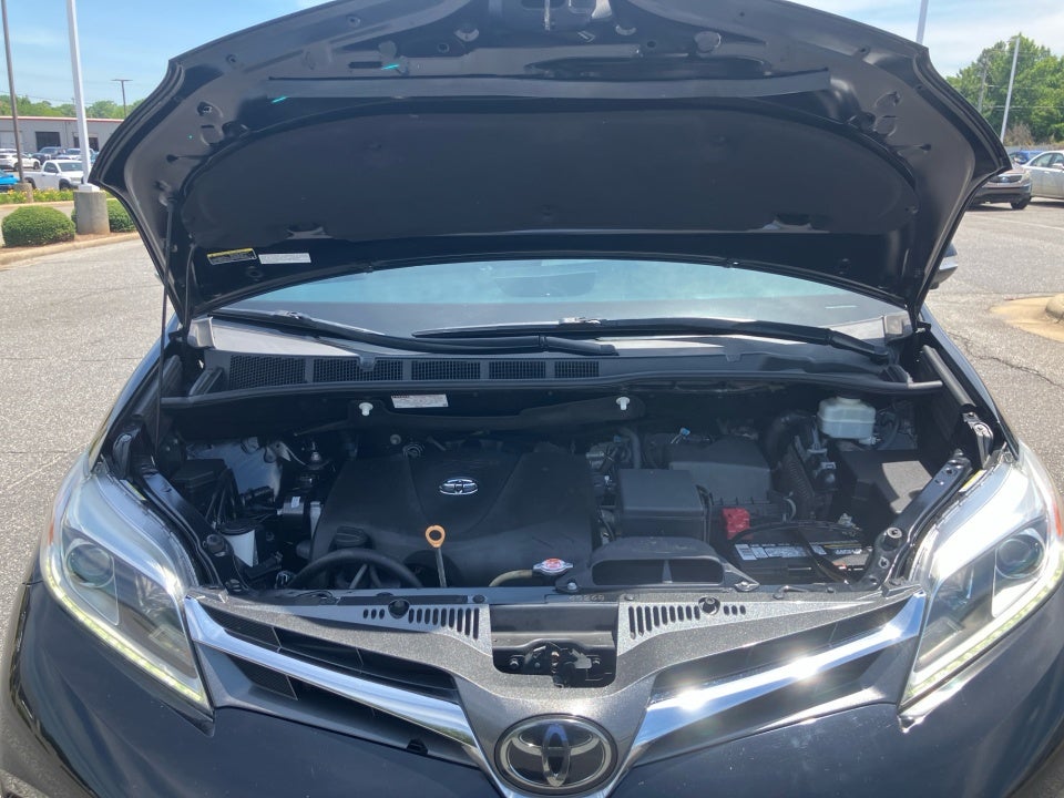 2020 Toyota Sienna Limited Premium