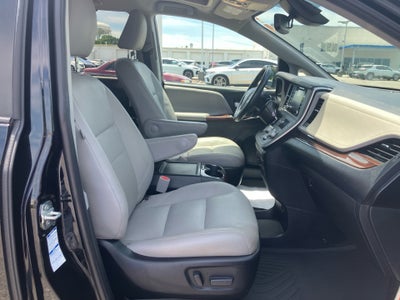 2020 Toyota Sienna Limited Premium