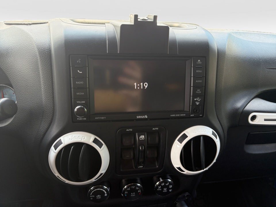 2014 Jeep Wrangler Unlimited Polar Edition