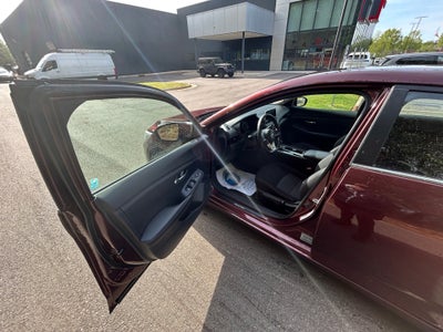 2021 Nissan Sentra SV Xtronic CVT