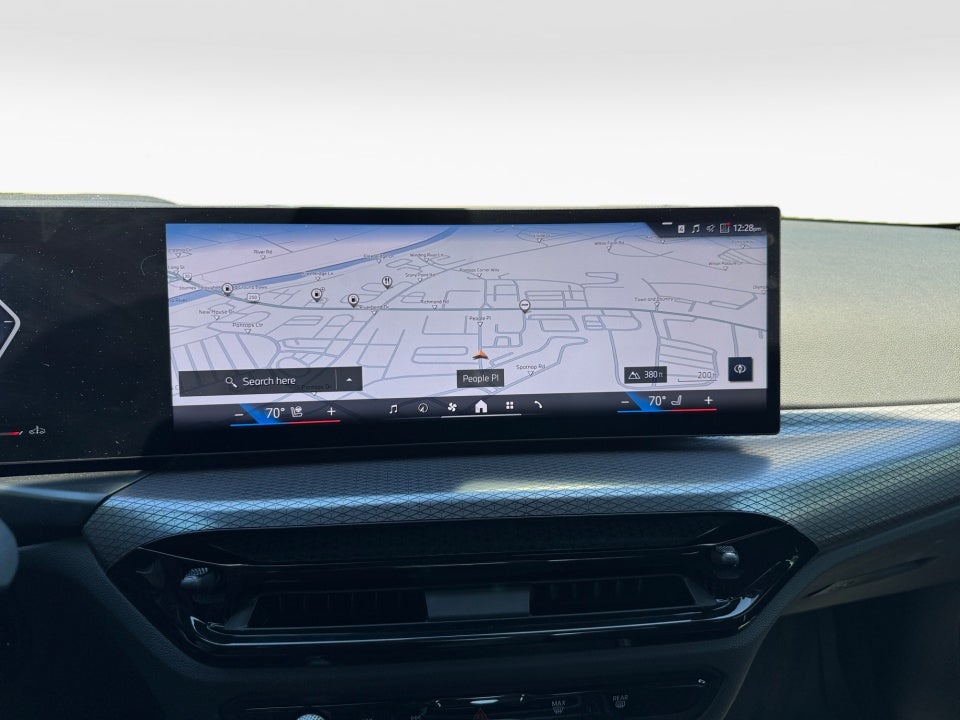 2025 BMW 330i xDrive