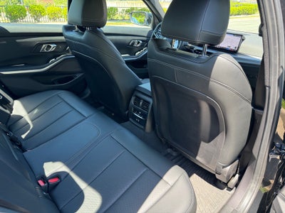 2025 BMW 330i xDrive