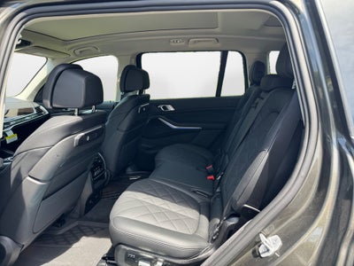 2026 BMW X7 xDrive40i