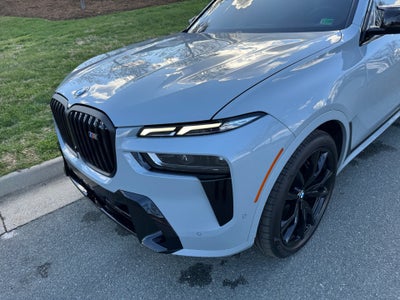 2023 BMW X7 M60i