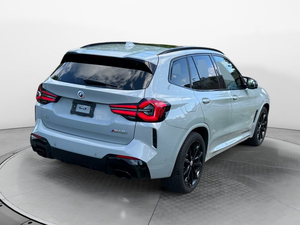 2023 BMW X3 M40i
