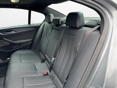 2023 BMW 530 530i xDrive
