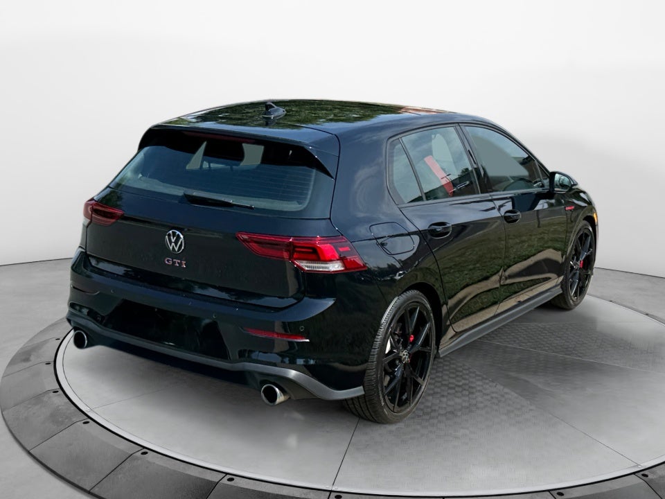 2024 Volkswagen Golf GTI 380 SE