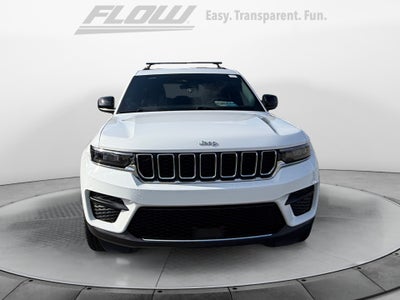 2025 Jeep Grand Cherokee Laredo 4x2