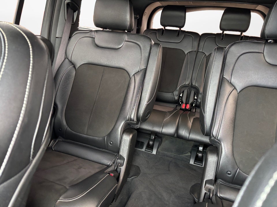 2023 Jeep Grand Cherokee L Altitude 4x2