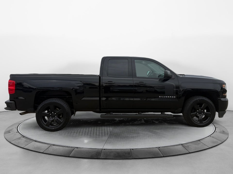 2017 Chevrolet Silverado 1500 Custom