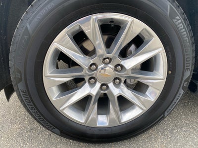 2023 Chevrolet Suburban 2WD Premier