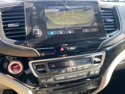 2020 Honda Pilot AWD Touring 8 Passenger