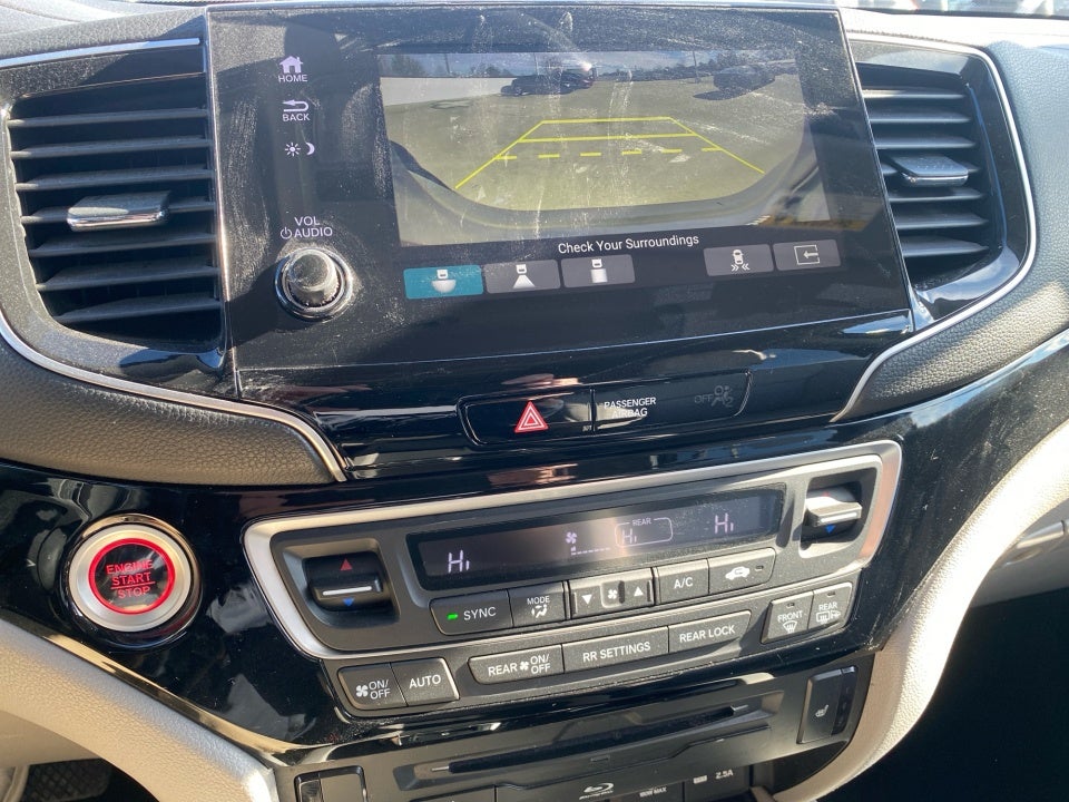 2020 Honda Pilot AWD Touring 8 Passenger