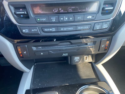 2020 Honda Pilot AWD Touring 8 Passenger