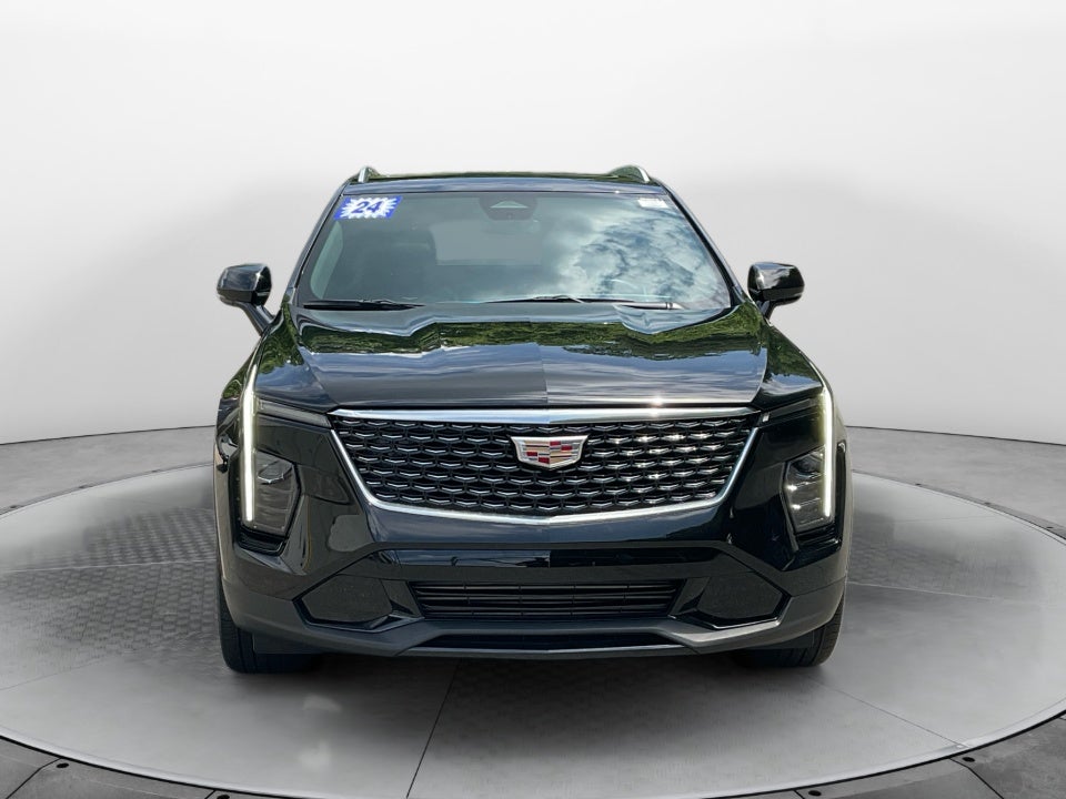 2024 Cadillac XT4 FWD Premium Luxury