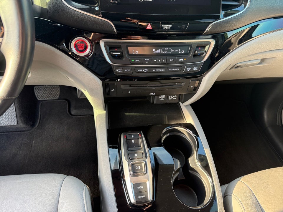 2021 Honda Pilot Touring 8-Passenger