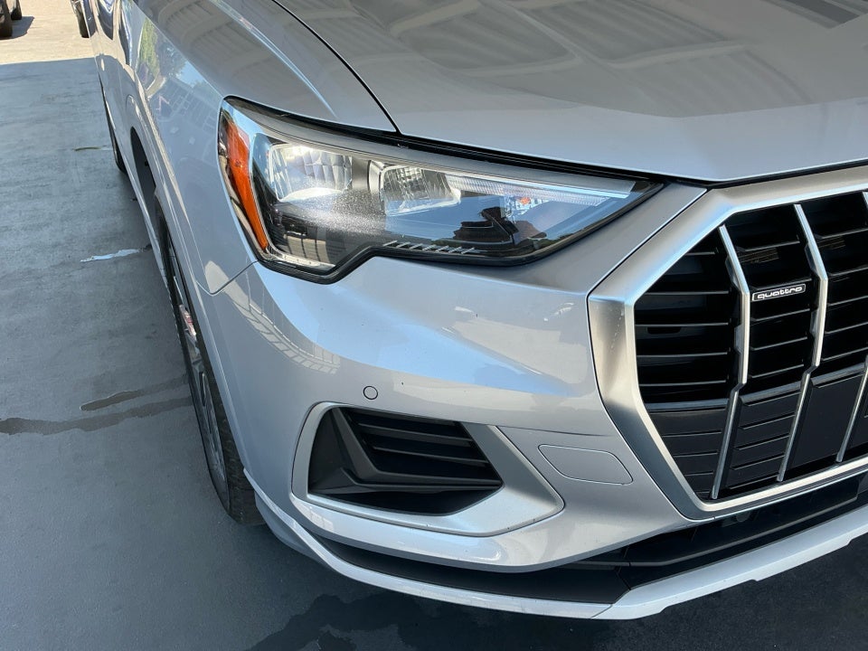 2022 Audi Q3 Premium