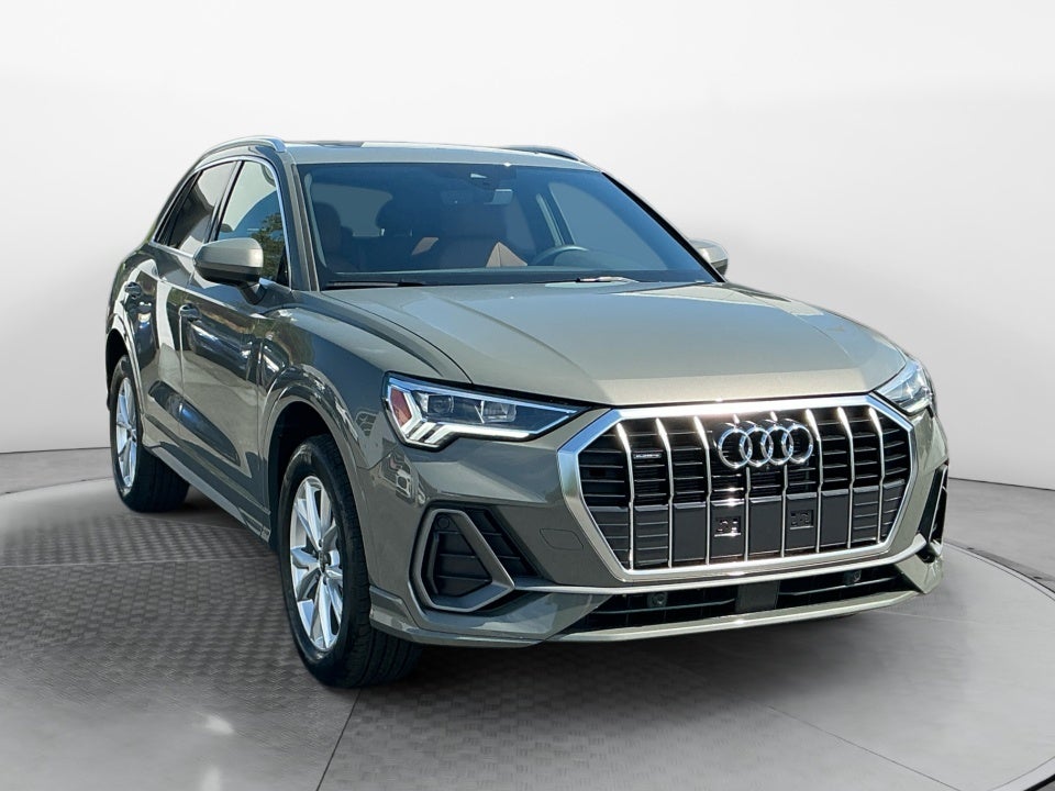 2025 Audi Q3 Premium 45 TFSI S line quattro Tiptronic