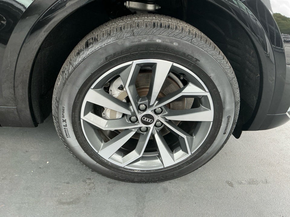 2022 Audi Q5 S line Premium