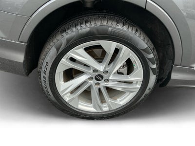 2023 Audi Q7 Premium Plus