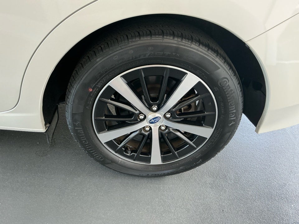 2023 Subaru Impreza Premium 5-Door
