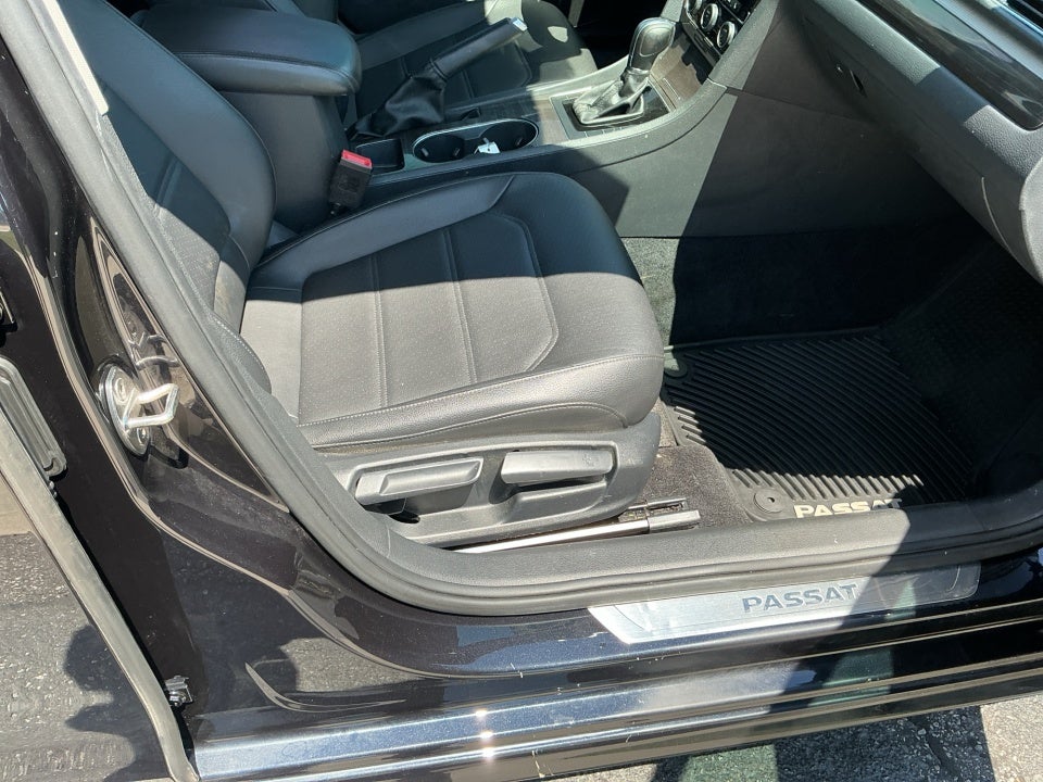 2018 Volkswagen Passat 2.0T SE