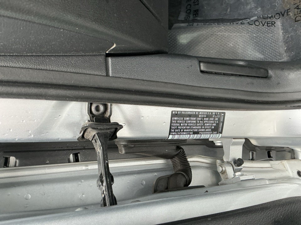 2013 Volkswagen Beetle Convertible 2.0L TDI