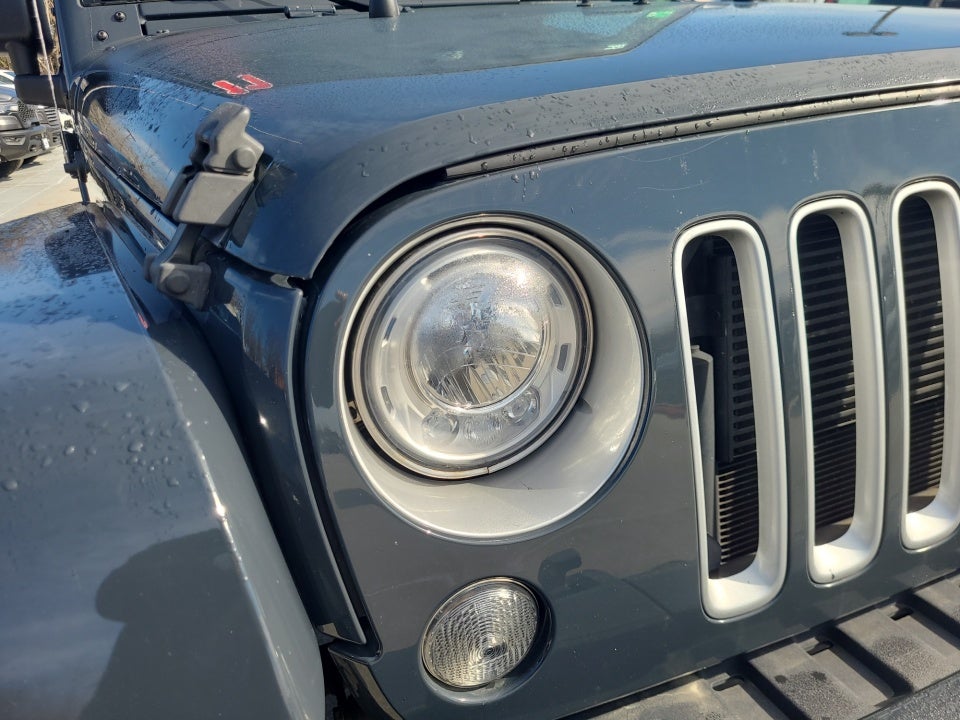 2017 Jeep Wrangler Unlimited Sahara 4x4