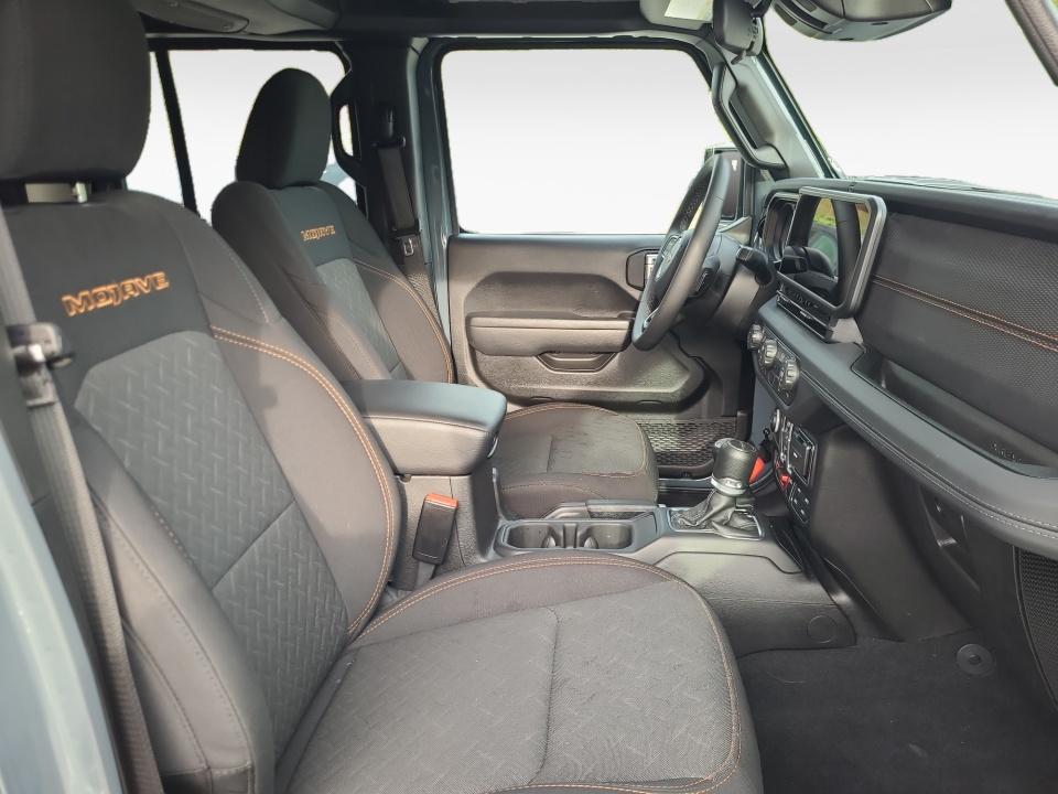 2026 Jeep Gladiator Mojave 4x4
