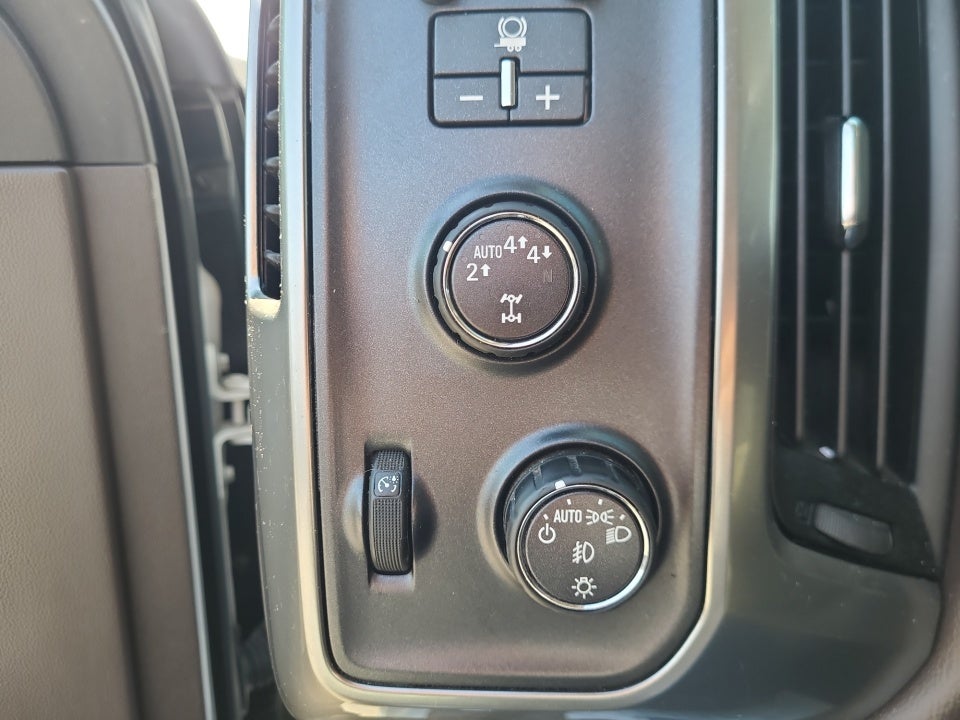 2017 Chevrolet Silverado 1500 2LT