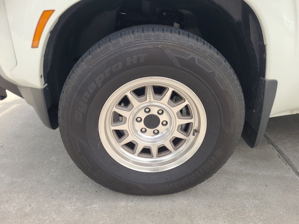 2024 Nissan Frontier S