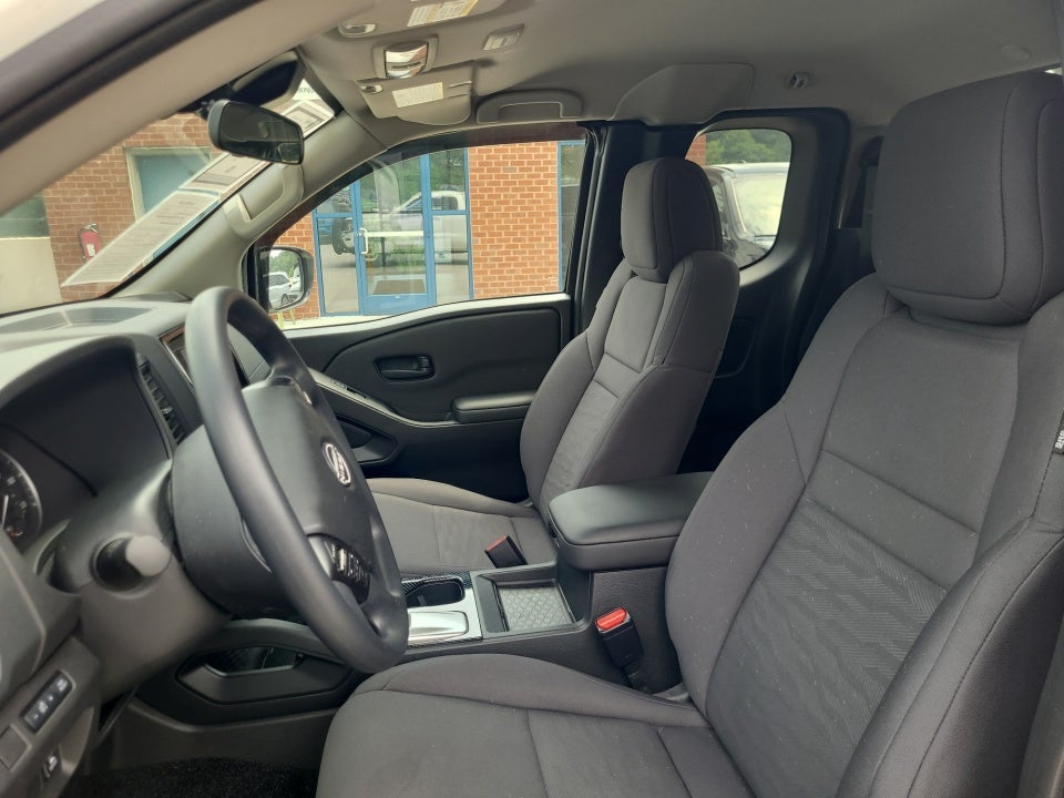2024 Nissan Frontier S