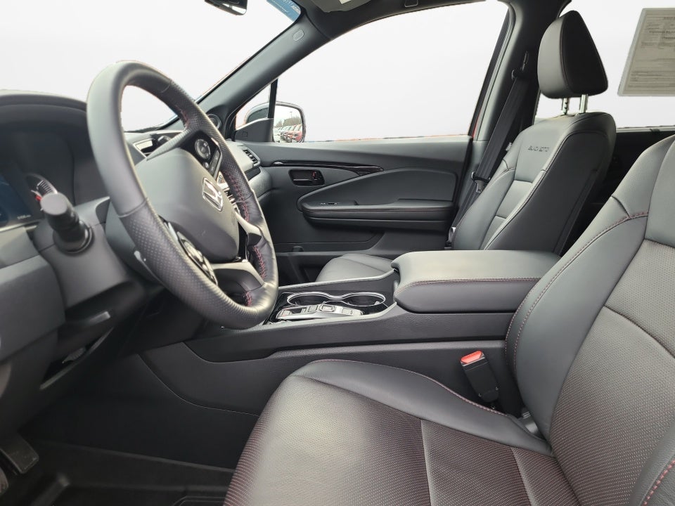 2025 Honda Passport AWD Black